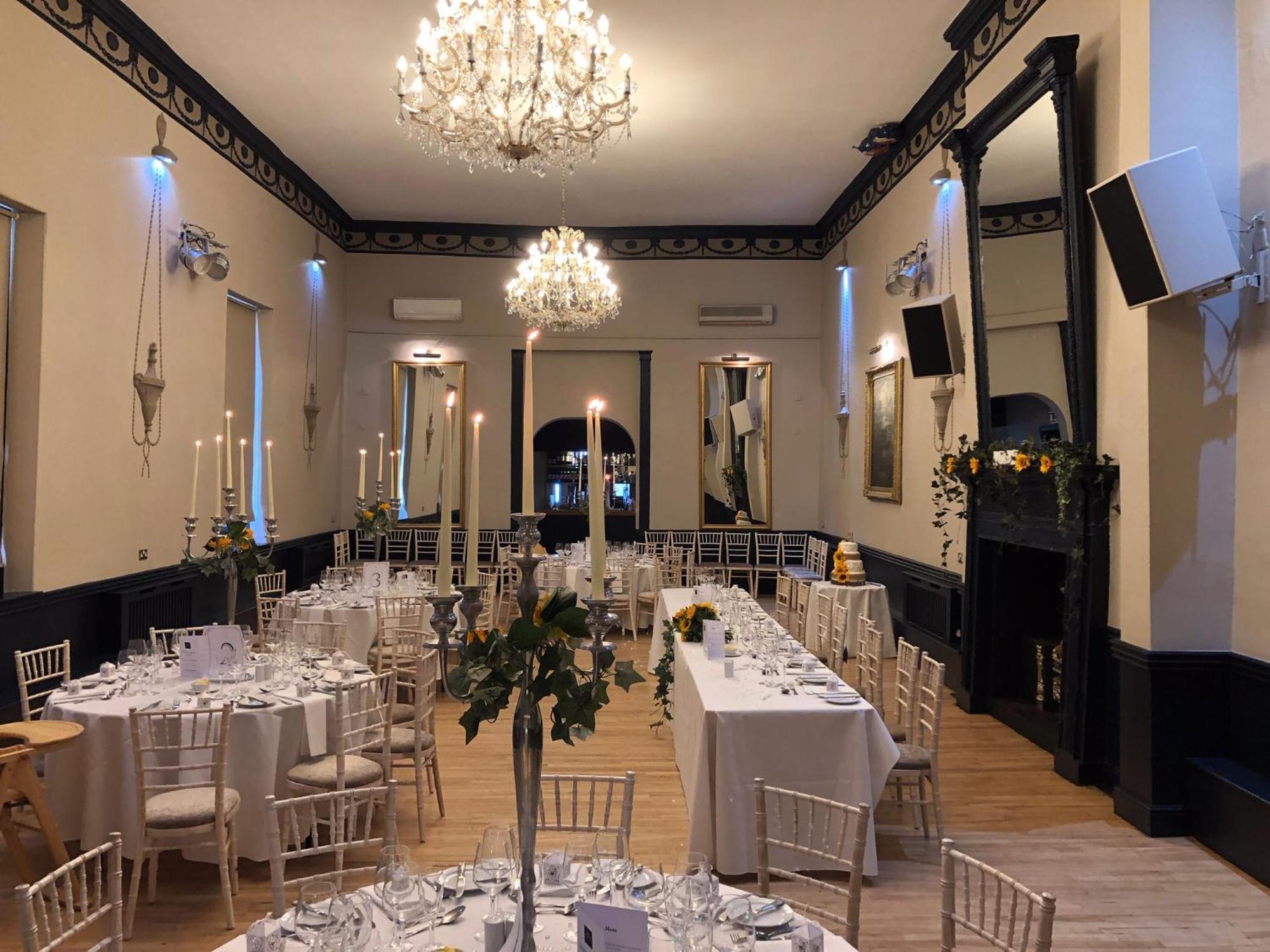 Crown Hotel Нантвич Экстерьер фото